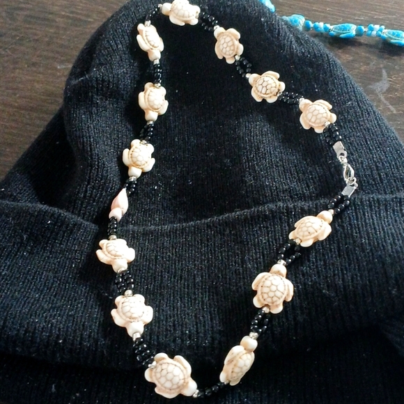 18 inch turtle design necklace..nwt - Picture 1 of 2